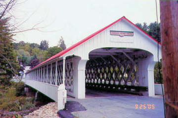 Ashuelot Bridge. Photo by Liz Keating, September 25, 2005